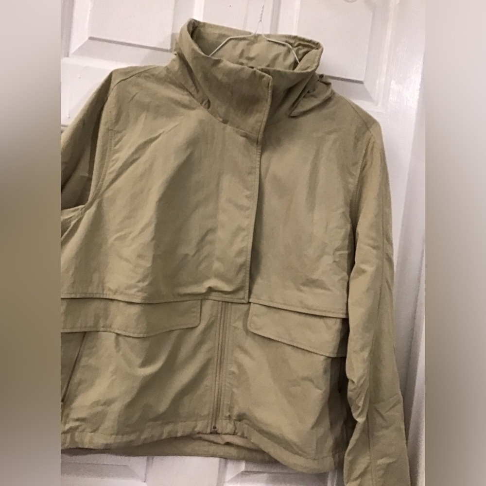 Women's Tan Jacket
